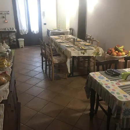 Simona Bed & Breakfast 3*